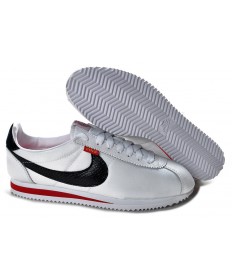 Nike Classic Cortez Nylon zapatos formadores Rojo Blanco Negro para mujer