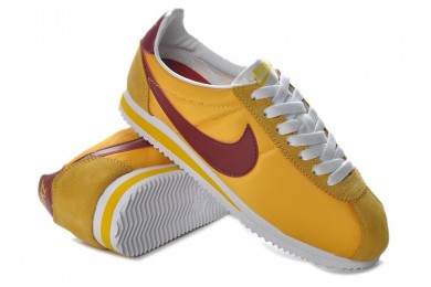 zapatillas de deporte Nike Classic Cortez Nylon amarillo de Borgoña para hombre