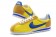 las zapatillas de deporte Nike Classic Cortez Nylon para hombre azul amarillo de la vendimia