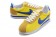 las zapatillas de deporte Nike Classic Cortez Nylon para hombre azul amarillo de la vendimia